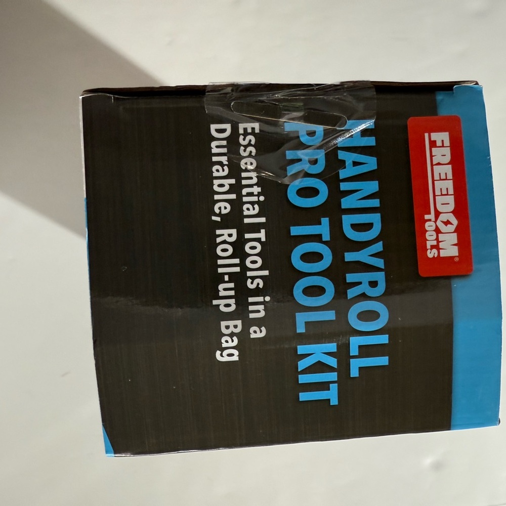 Freeman HandyRoll Pro Tool Kit - Picture 3 of 4